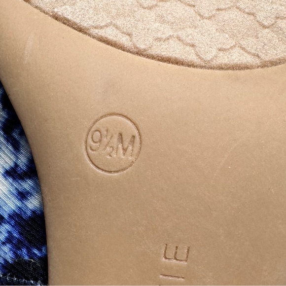 Kelly & Katie Misha Women Floral Pump - Picture 12 of 14